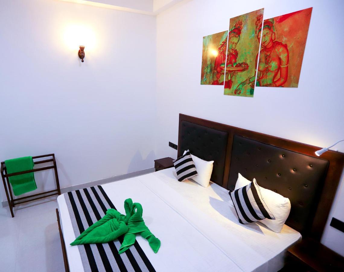 Hotel Milano Grand Dambulla Exteriér fotografie