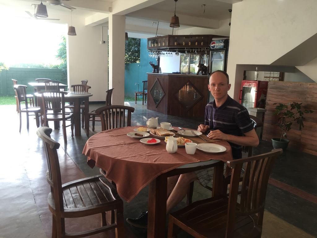 Hotel Milano Grand Dambulla Exteriér fotografie
